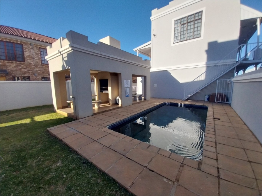 1 Bedroom Property for Sale in Die Bult North West